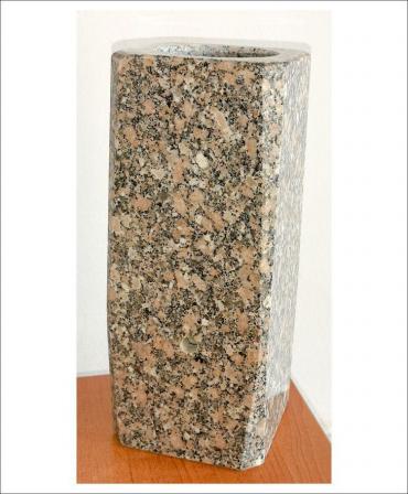 Granite Vase VG3