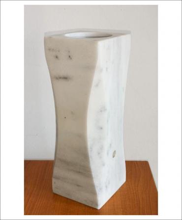 Marble vase VM3