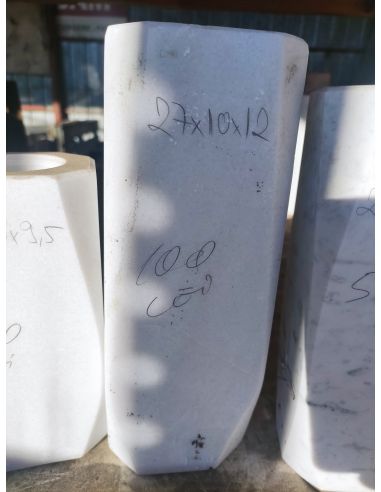 Vaza din marmura cu defecte nr. 3